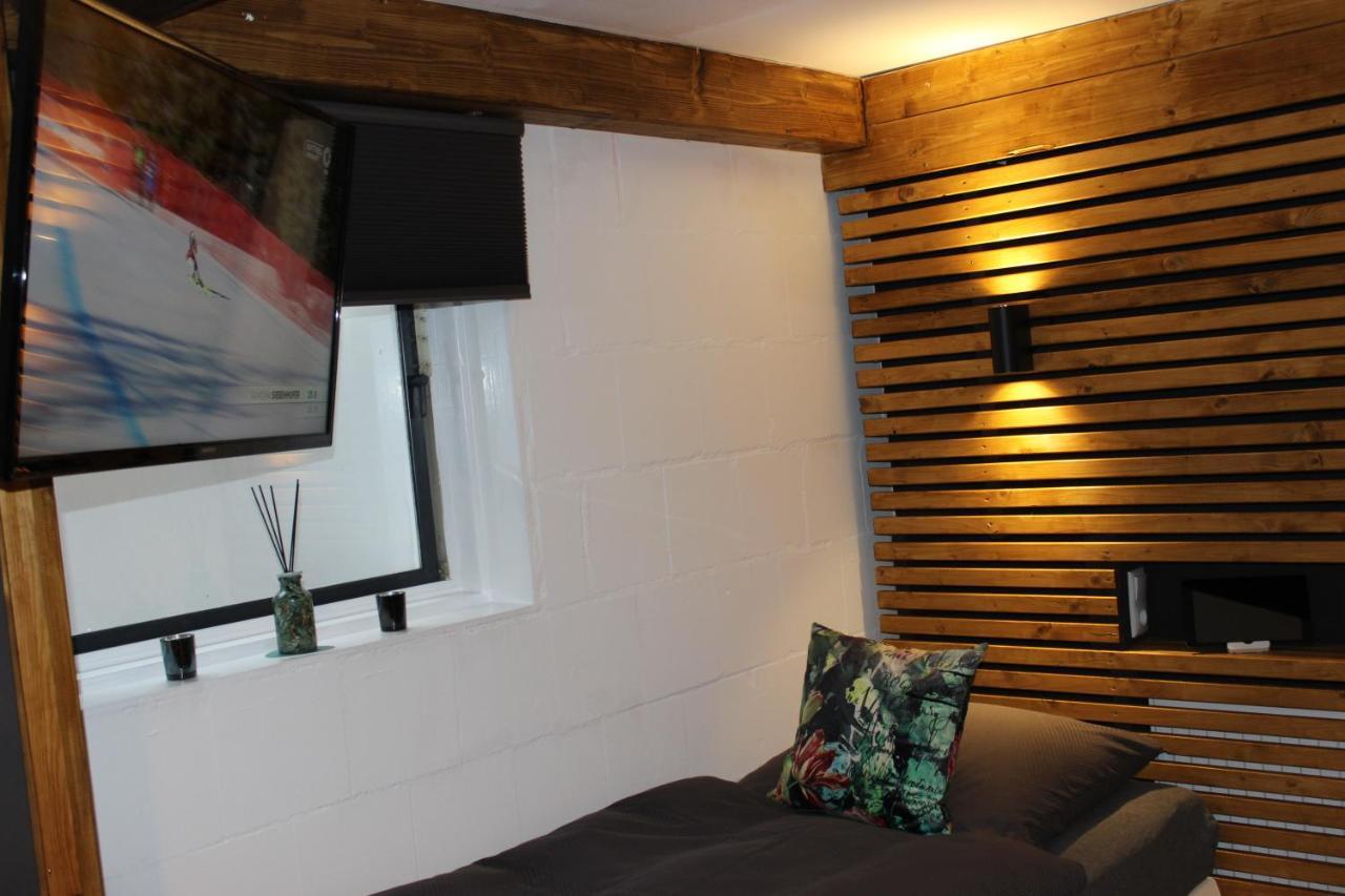נוי וולמסטורף Kleine Souterrain Wohnung Naehe Hamburg מראה חיצוני תמונה