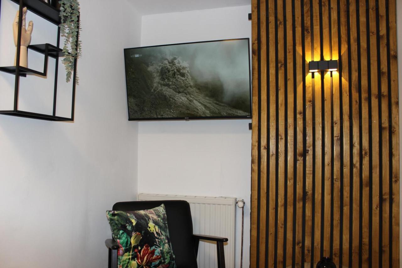 נוי וולמסטורף Kleine Souterrain Wohnung Naehe Hamburg מראה חיצוני תמונה
