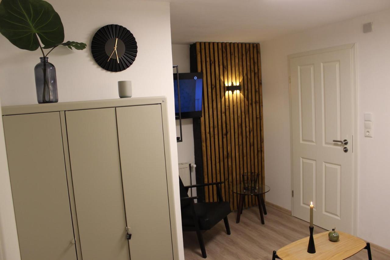 נוי וולמסטורף Kleine Souterrain Wohnung Naehe Hamburg מראה חיצוני תמונה